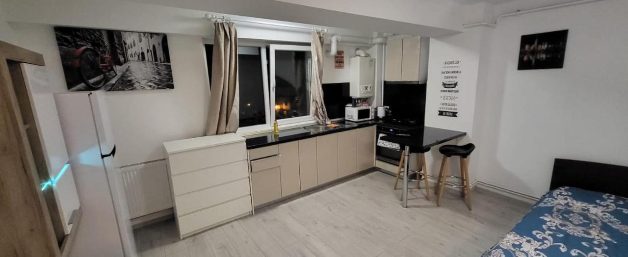 Studio 32 Bulevardul Oltenia Craiova Exterior foto